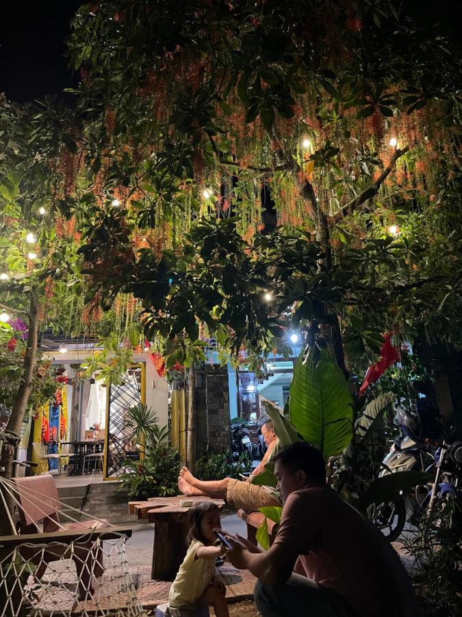 Coral Riverside Homestay & Hostel Hoi An Exterior foto