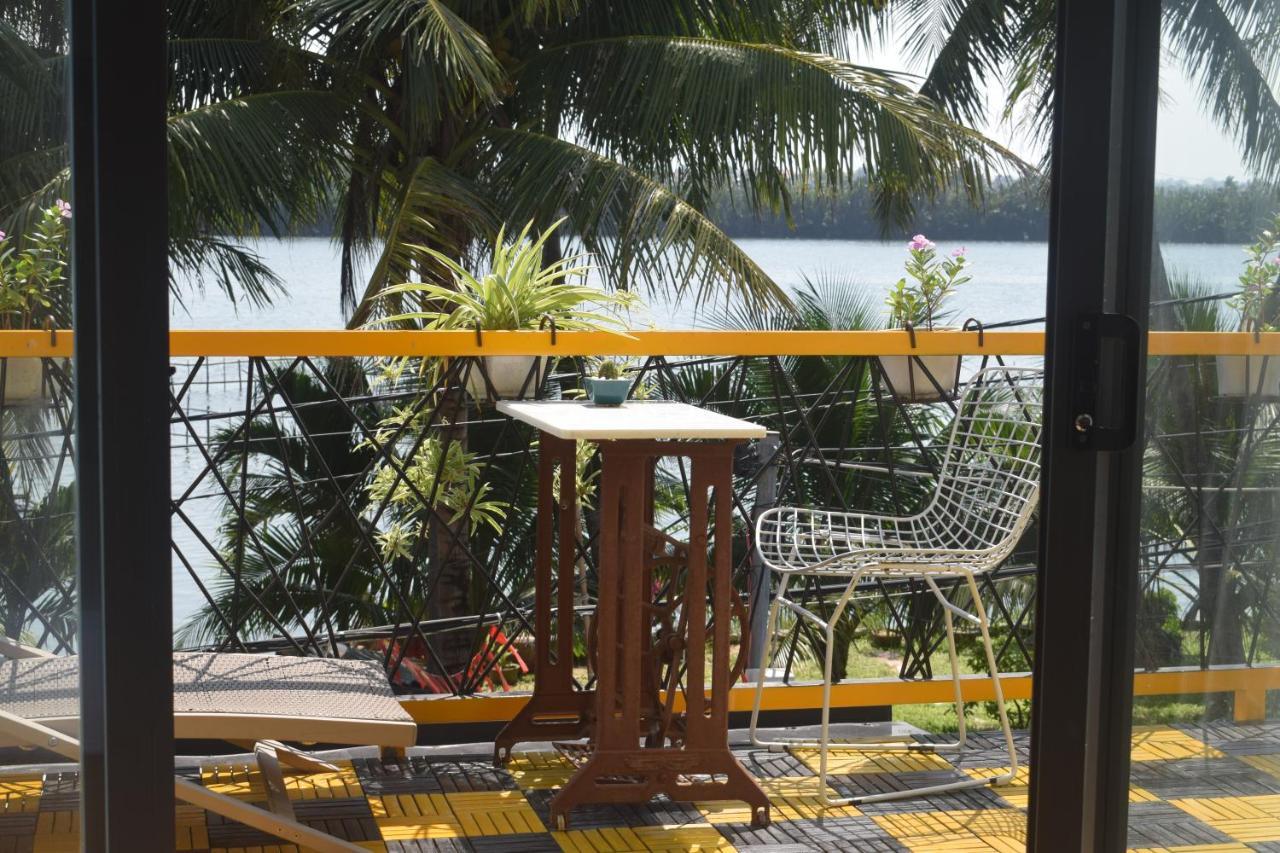 Coral Riverside Homestay & Hostel Hoi An Exterior foto